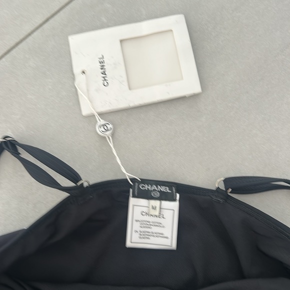 Designer bathing suit - Picture 3 of 6